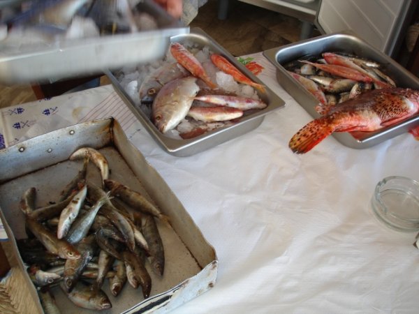 Le poisson frais du restaurant Sirtaki à Matala