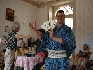 Mi, japanie vestita